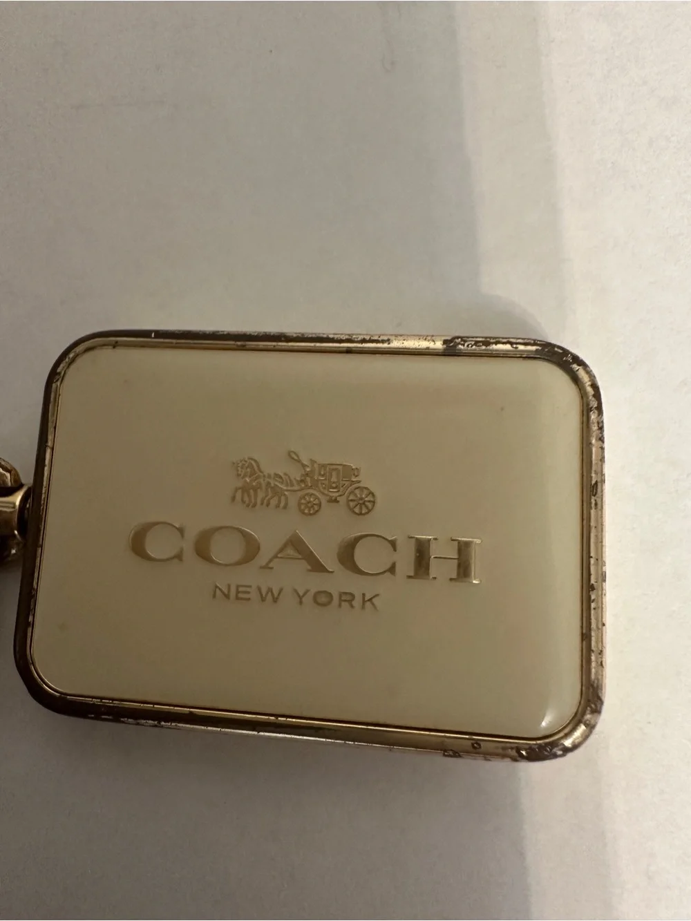 Coach Horse & Carriage Cream Enamel Gold Tone Heavy Metal Bag Charm Keychain